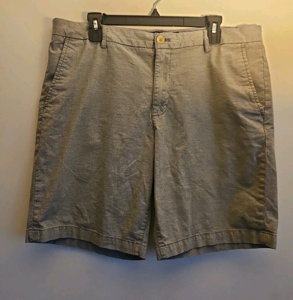 VTG Chaps Shorts Men's Sz 36X10 Grayish Stretch